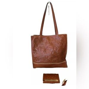 Patricia Nash Tooled Toscano Tote Bag and Cametti Wallet in Florence 2 Piece Set